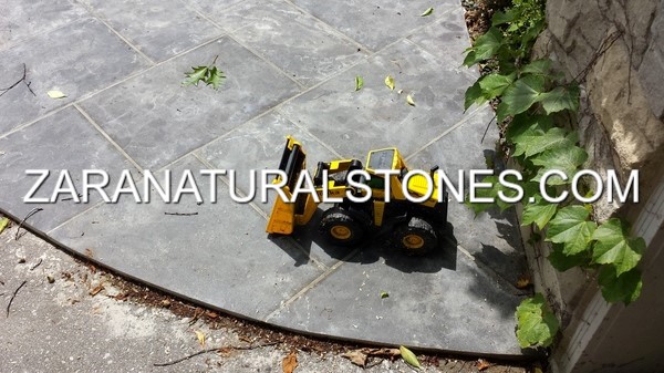 Antique Black Flagstone Pavers