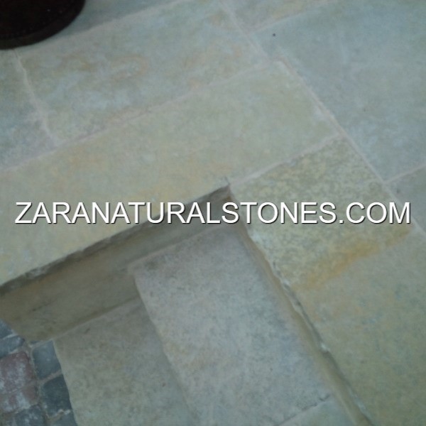 Buff Flagstone Pavers