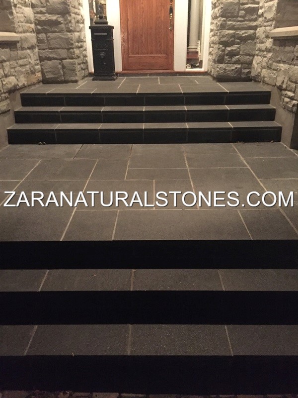 Jet Black Flagstone Pavers
