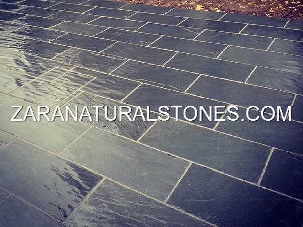 Kota Black Flagstone Pavers